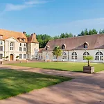 בית נופש Romantique, Sauna, Jacuzzi Et Cinema