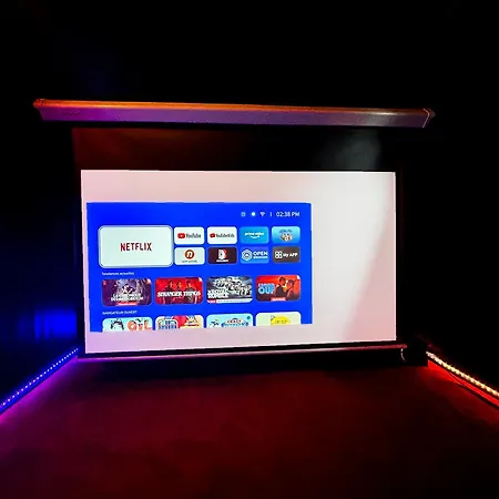 Romantique, Sauna, Jacuzzi Et Cinéma Hébergement de vacances *