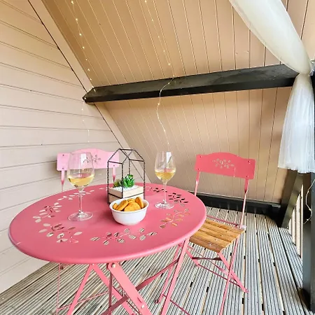 Romantique, Sauna, Jacuzzi Et Cinema *
