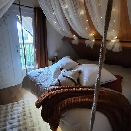 Σπίτι διακοπών Romantique, Sauna, Jacuzzi Et Cinema Hermival-les-Vaux