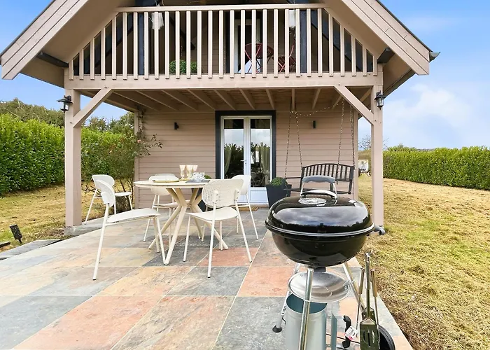 Hébergement de vacances Romantique, Sauna, Jacuzzi Et Cinéma Hermival-les-Vaux