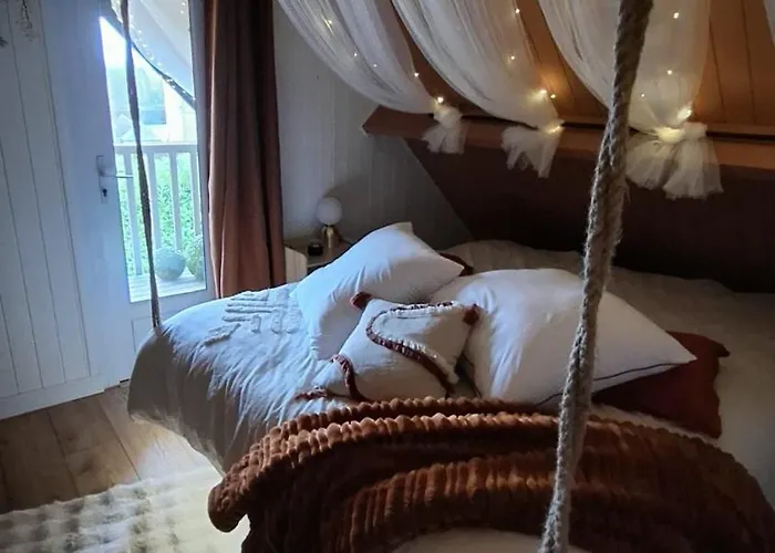 Hébergement de vacances Romantique, Sauna, Jacuzzi Et Cinéma Hermival-les-Vaux