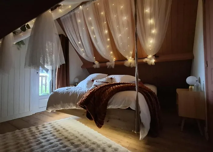 Hébergement de vacances Romantique, Sauna, Jacuzzi Et Cinéma Hermival-les-Vaux